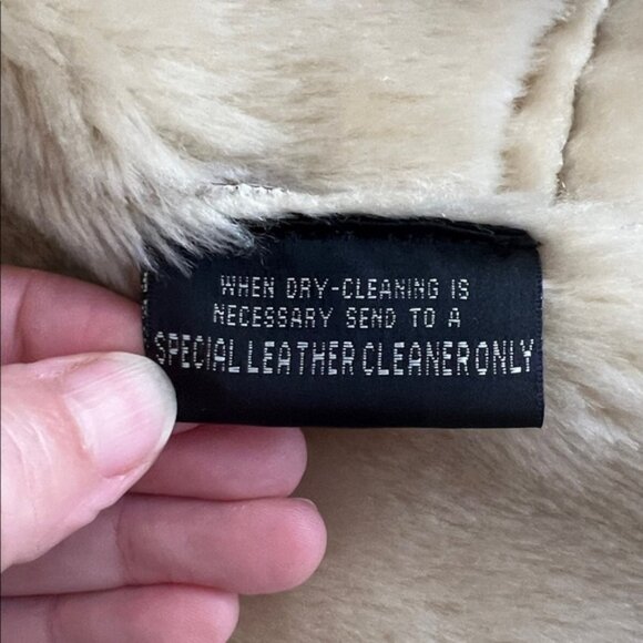 WILSONS LEATHER Maxima Genuine Suede Faux Fur Trim Fitted Jacket Tan Large - Picture 12 of 13